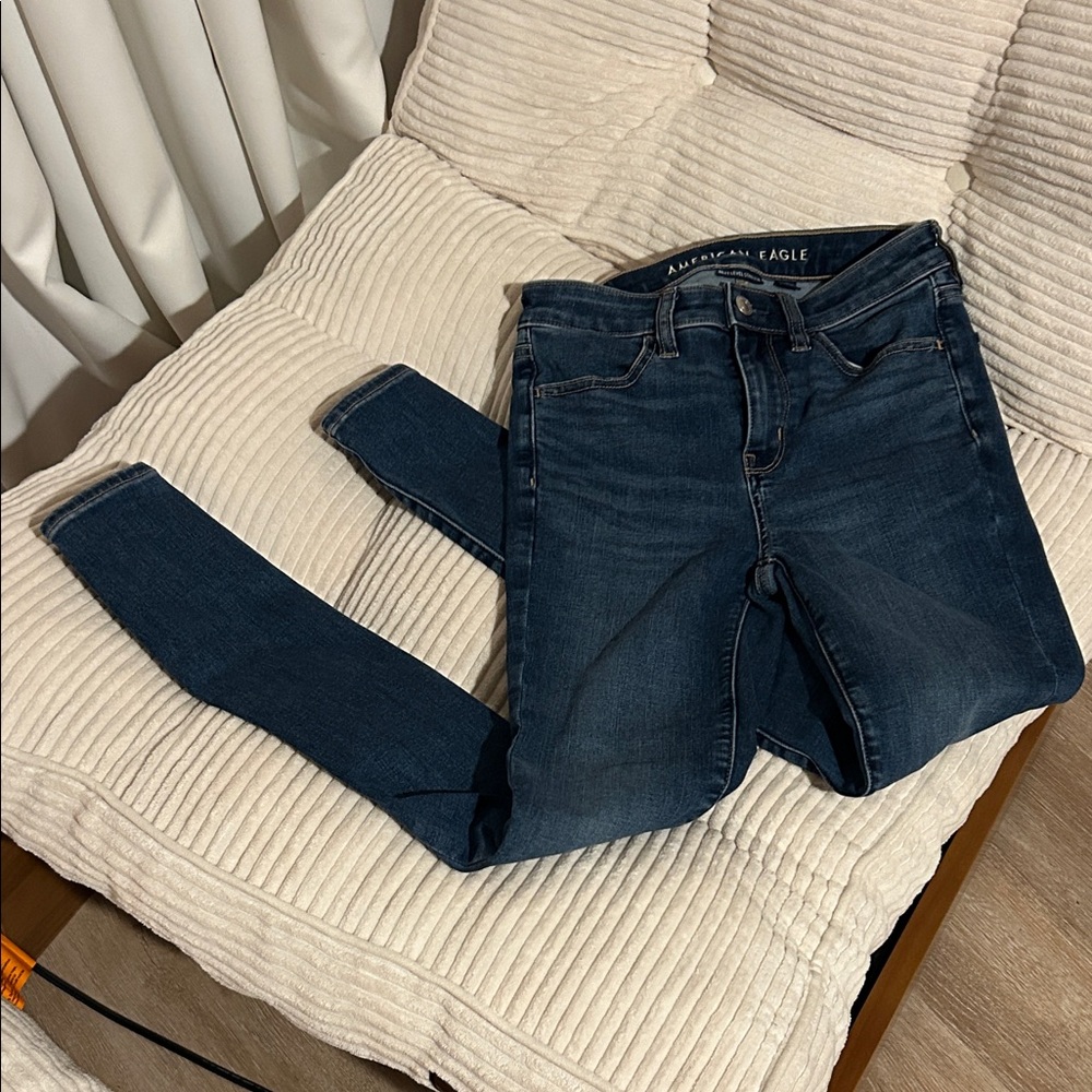 American Eagle Outfitters Women's Dark Blue High Rise Jegging